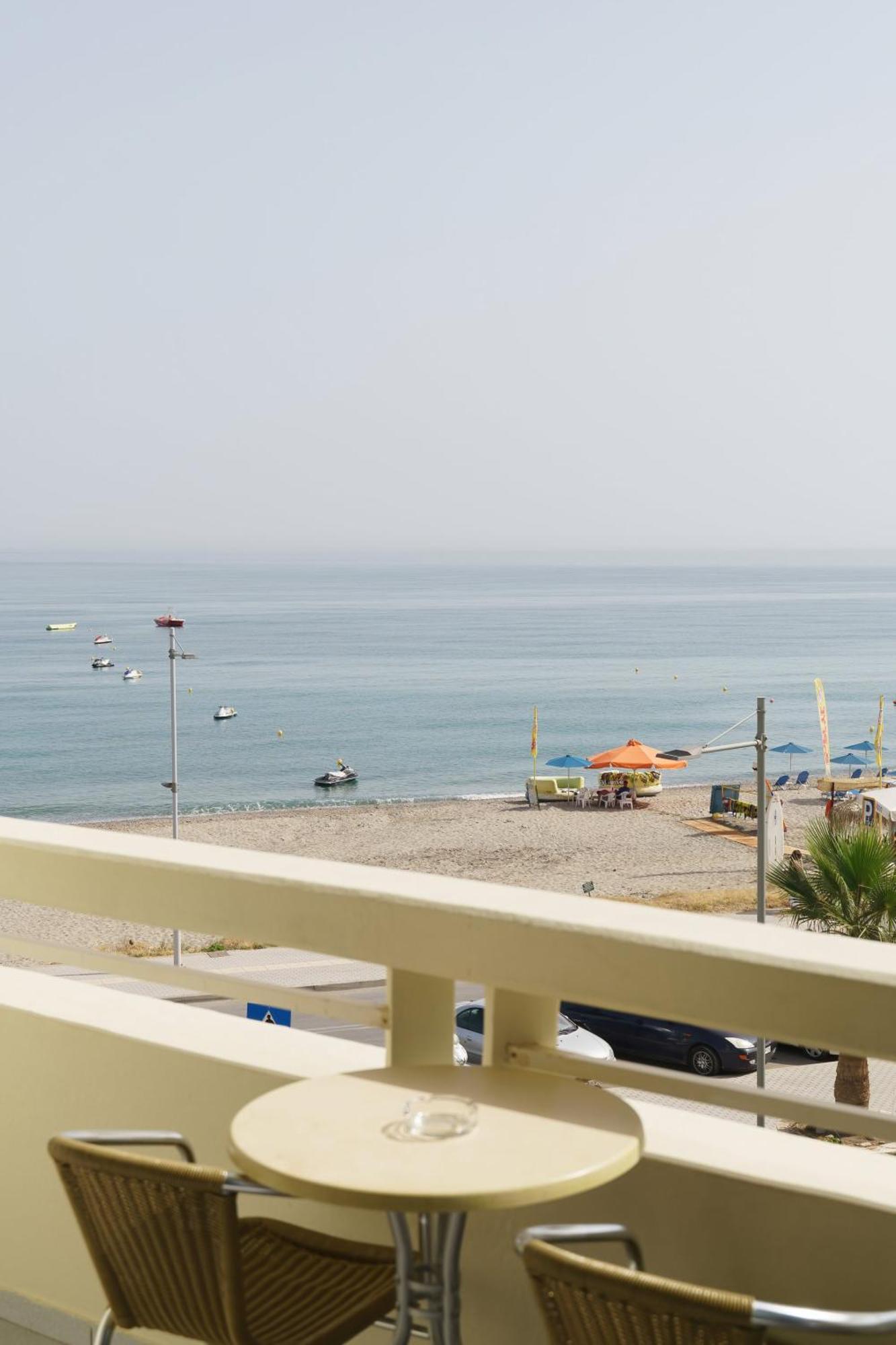 Pearl Beach Ретимно Екстериор снимка